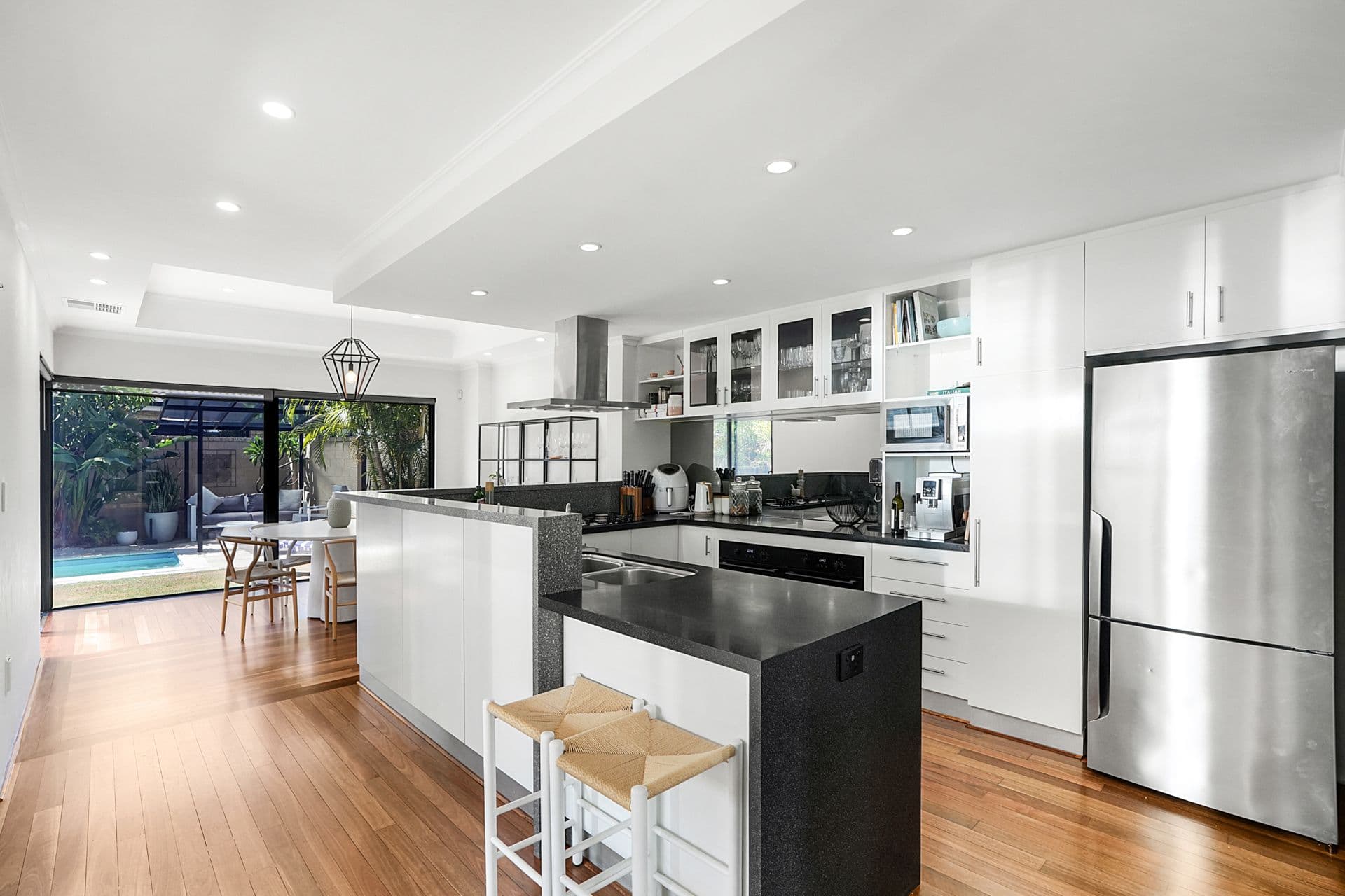 2 Locarno Close, Stirling WA 6021, Stirling - Thumbnail 6