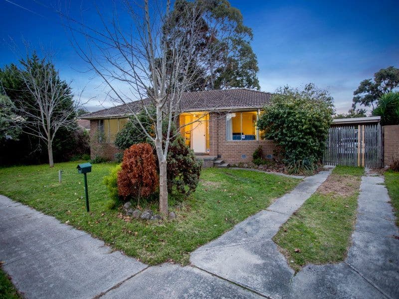 10 Barite Place, FRANKSTON VIC 3199, Frankston - Image 1