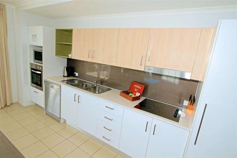Unit 1101 102 Victoria Parade, The Edge, Rockhampton City QLD 4700, Rockhampton City - Thumbnail 6