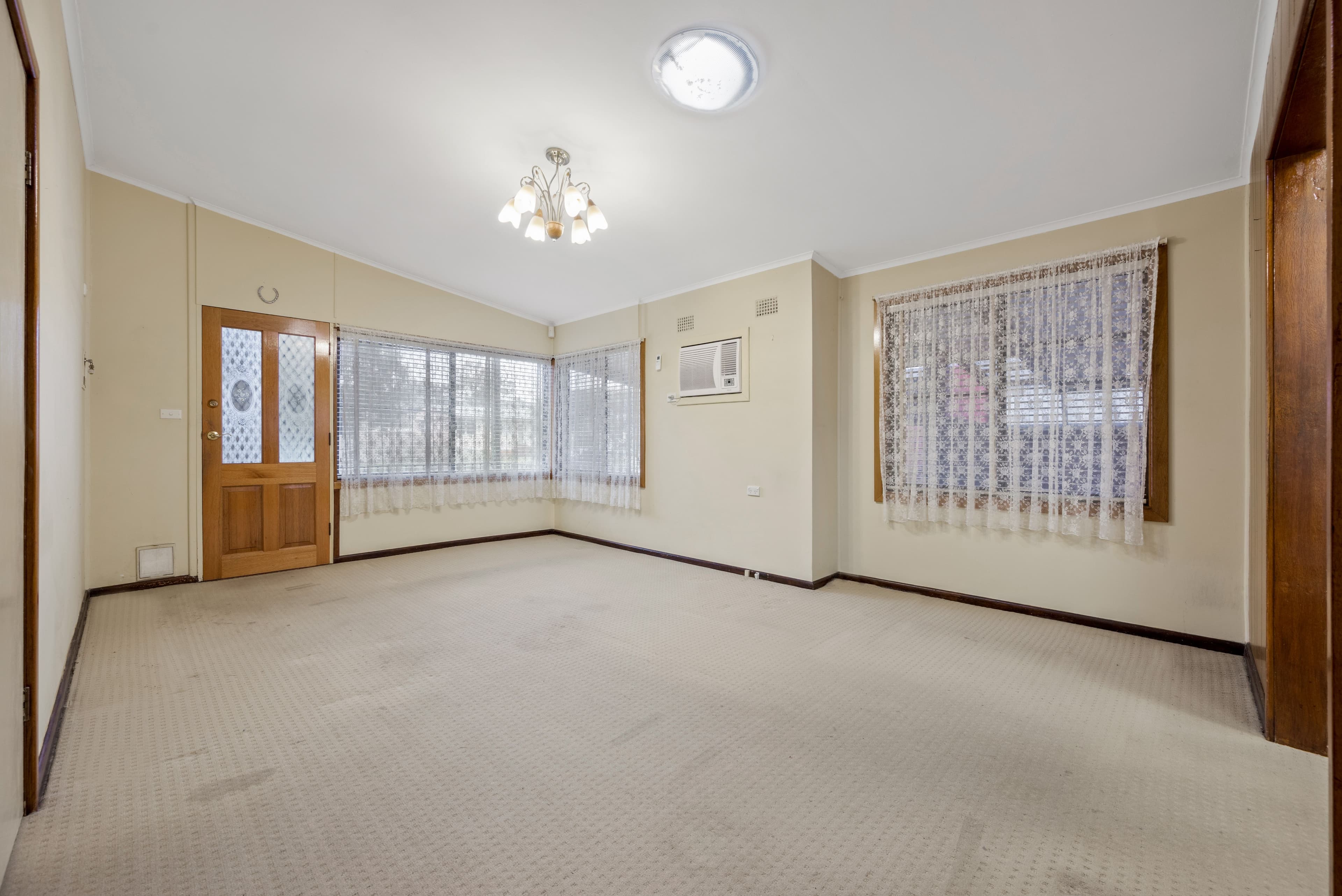 5 Southdown Street, Miller NSW 2168, Miller - Thumbnail 2