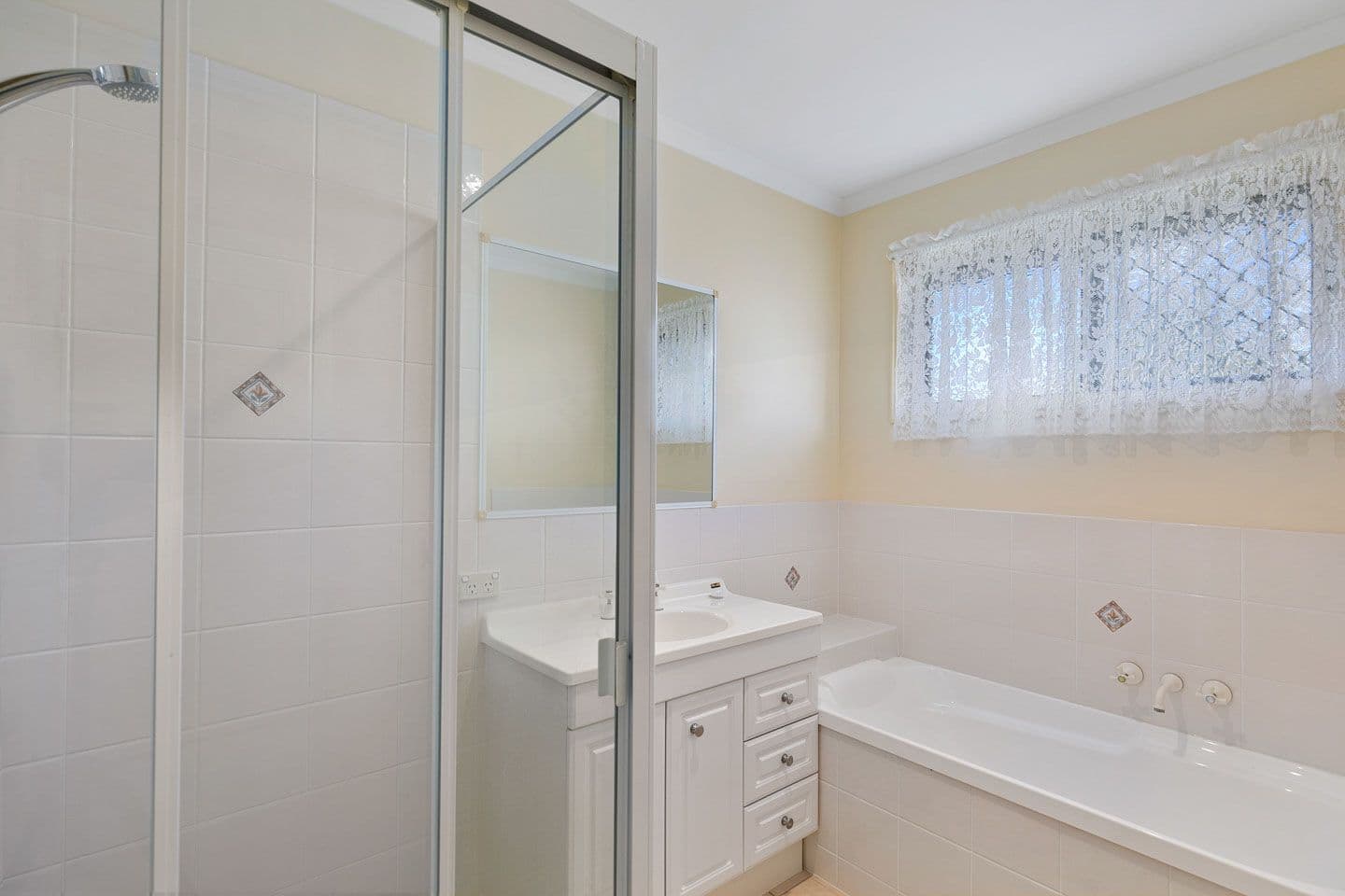 10 Elliot Court, Eli Waters QLD 4655, Eli Waters - Thumbnail 5
