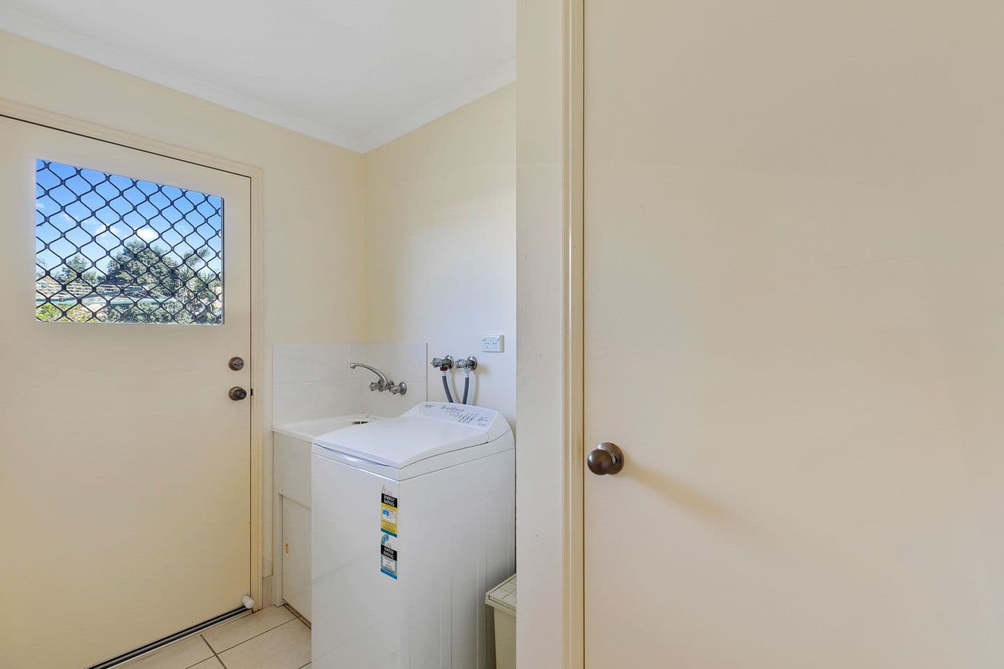 10 Elliot Court, Eli Waters QLD 4655, Eli Waters - Thumbnail 6
