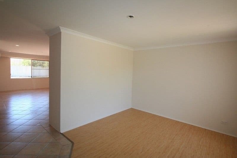 6  Arches Loop, BALLAJURA WA 6066, Ballajura - Thumbnail 4