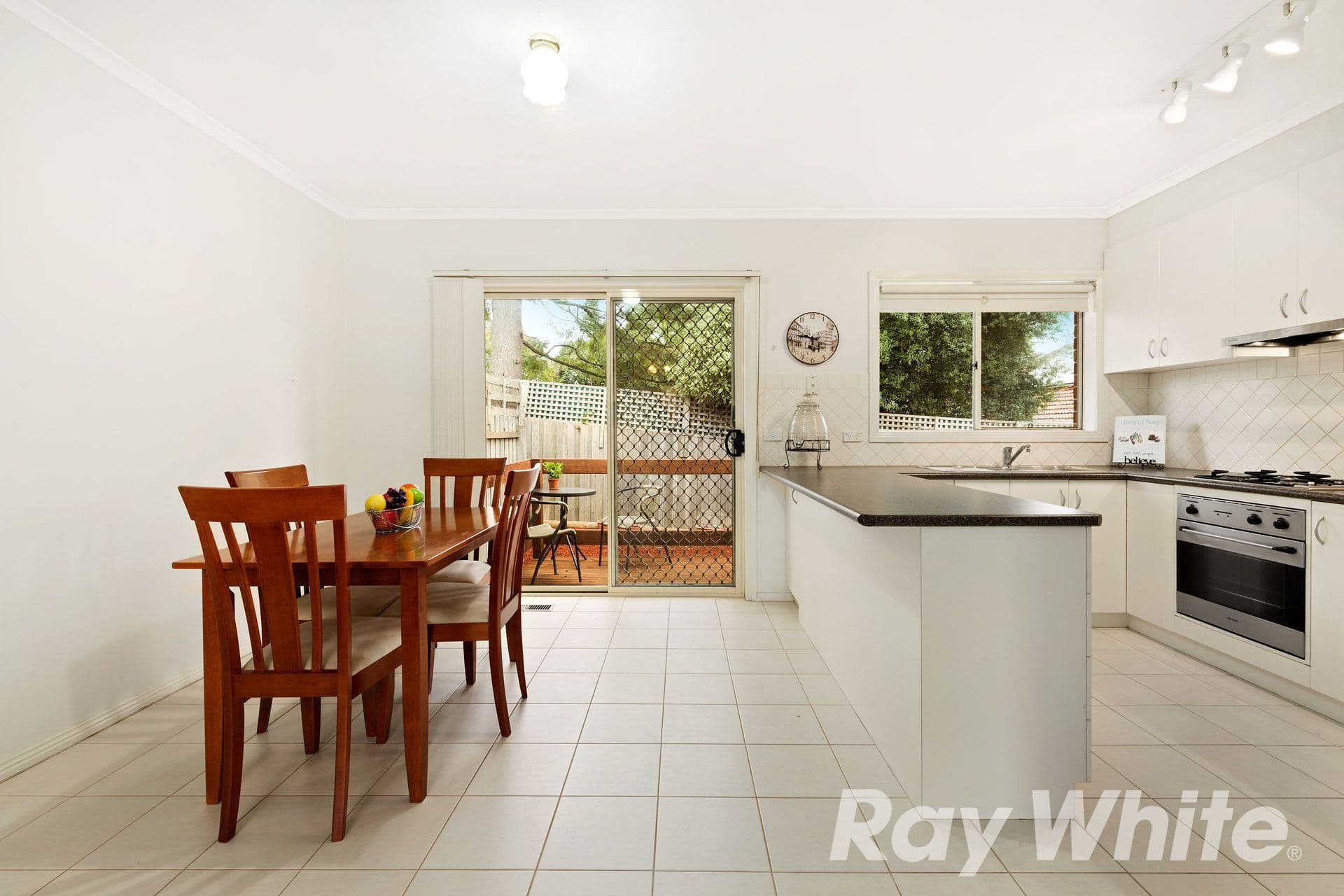 63 Devonshire Road, Watsonia VIC 3087, Watsonia - Thumbnail 2