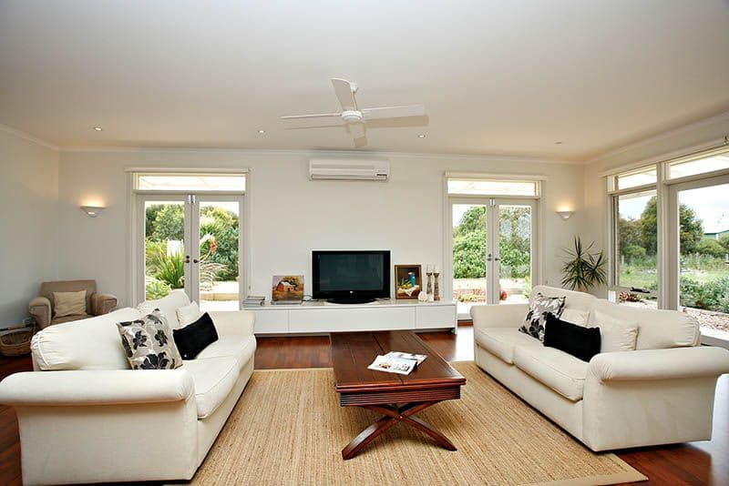16 Stock Drive, PORT ELLIOT SA 5212, Port Elliot - Thumbnail 2