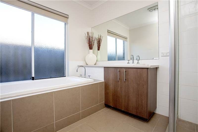 13 Nigella Avenue, CORIO VIC 3214, Corio - Thumbnail 7