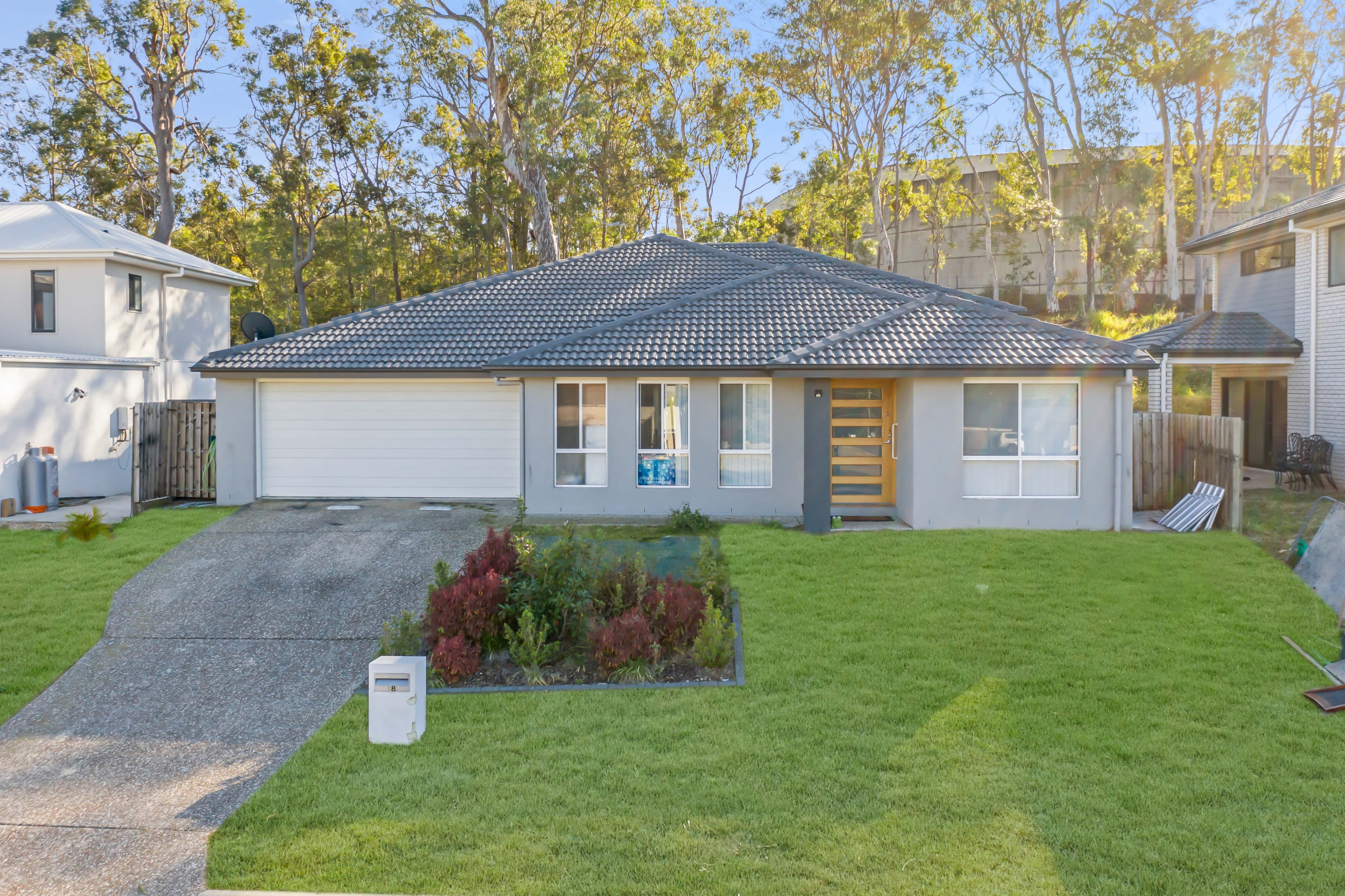 38 Hill End Avenue, Hillcrest QLD 4118, Hillcrest - Image 1