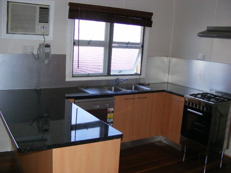 16 Greenwood Street, KEPNOCK QLD 4670, Kepnock - Thumbnail 7