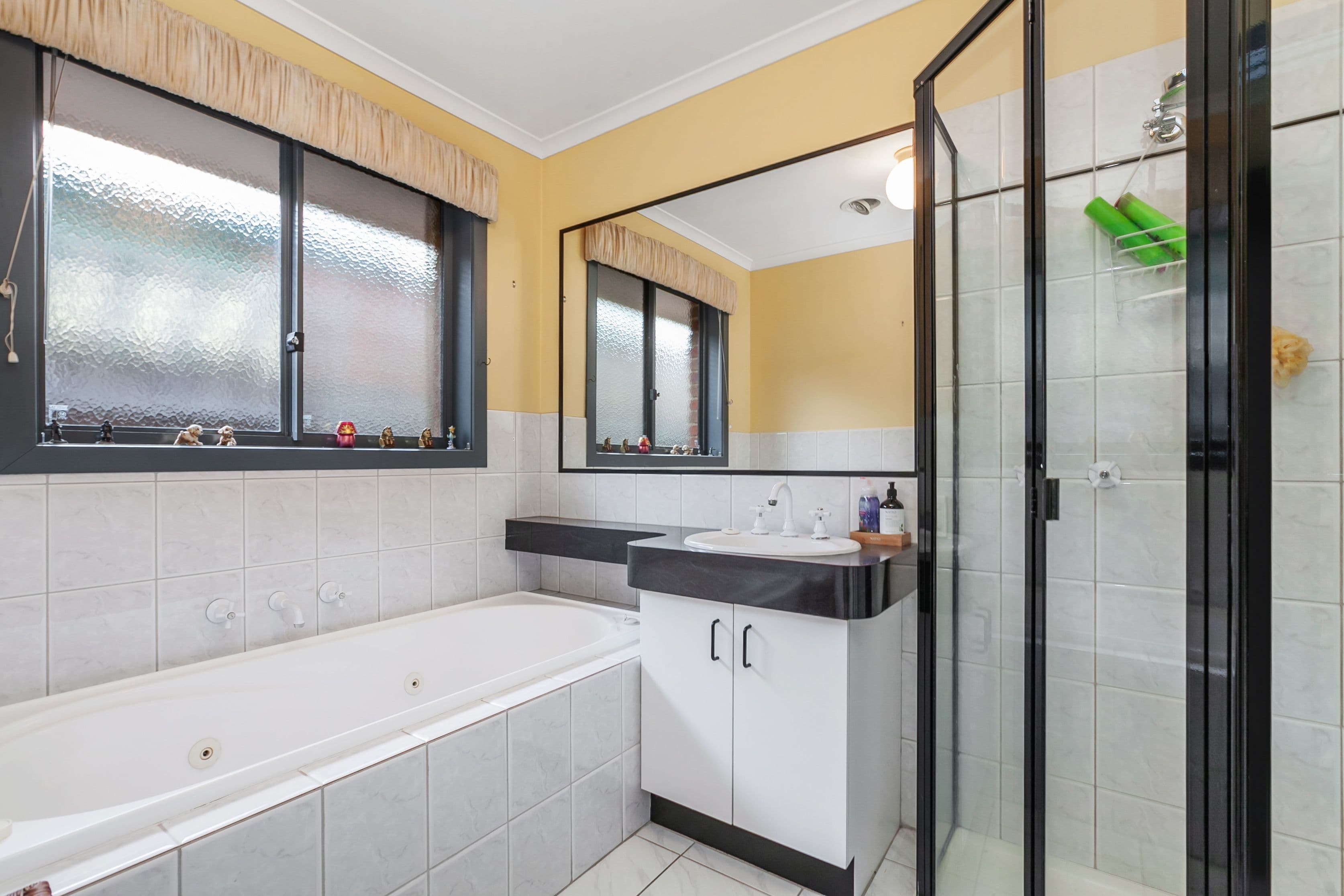 22 Manna Gum Walk, South Morang VIC 3752, South Morang - Thumbnail 5