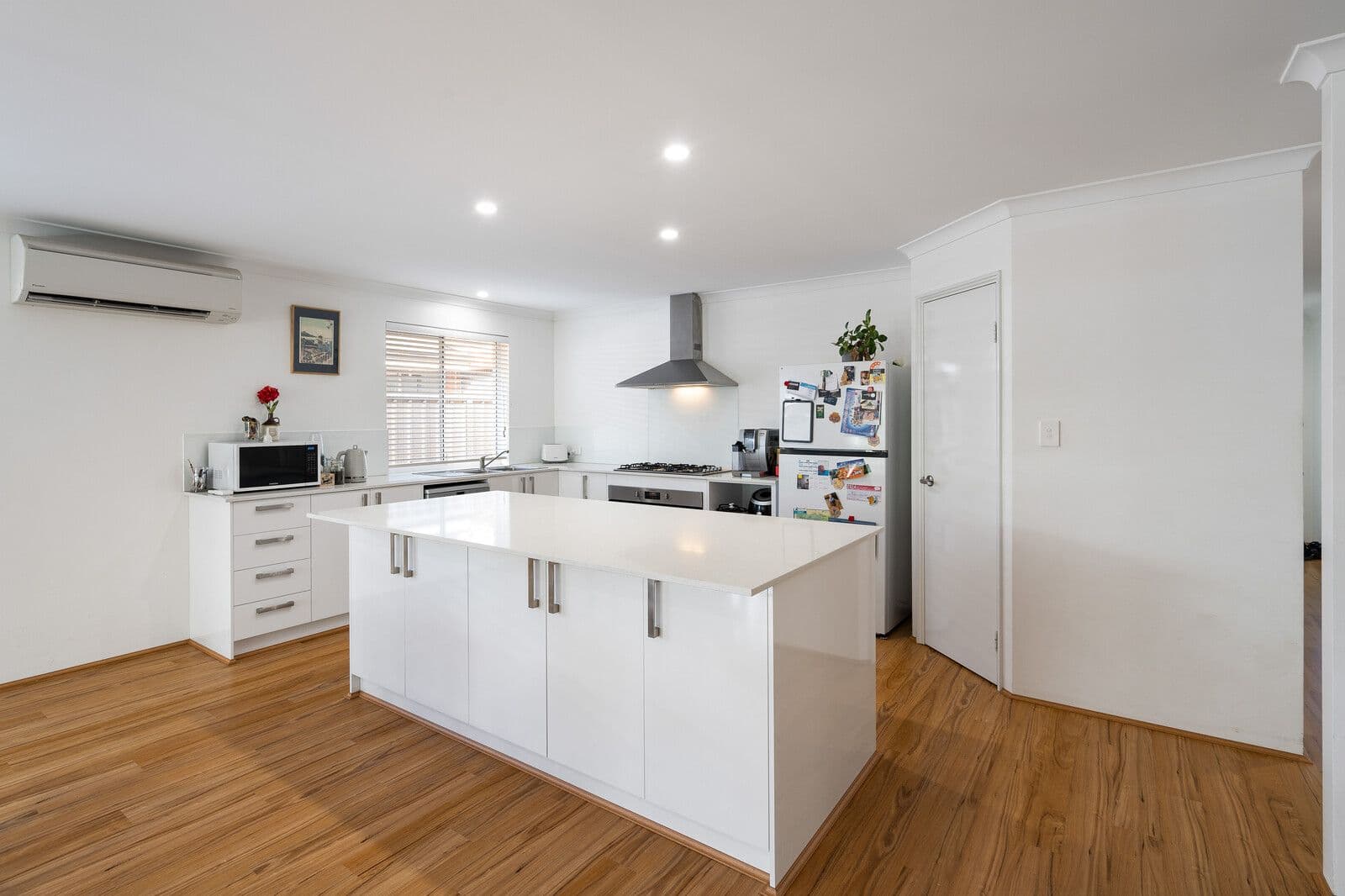 13 Tipuana Terrace, Margaret River WA 6285, Margaret River - Thumbnail 4