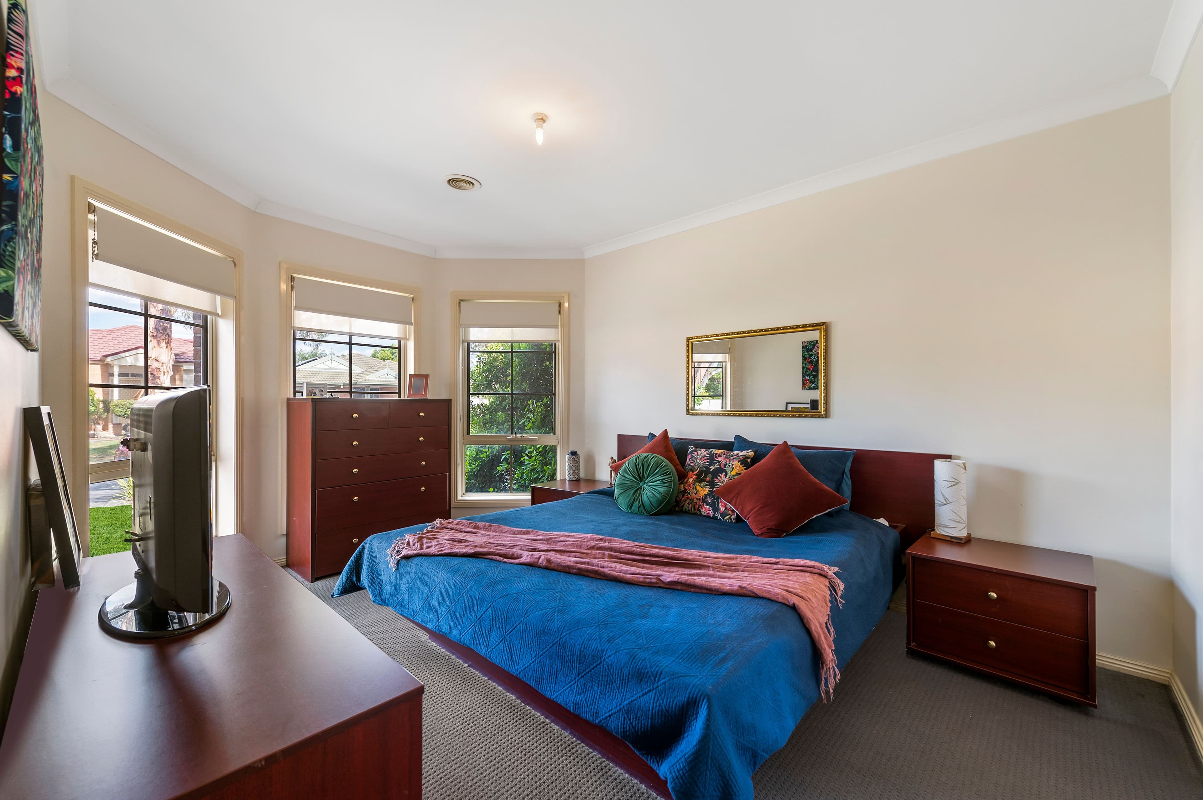 22 Sharrock Close, Caroline Springs VIC 3023, Caroline Springs - Thumbnail 5