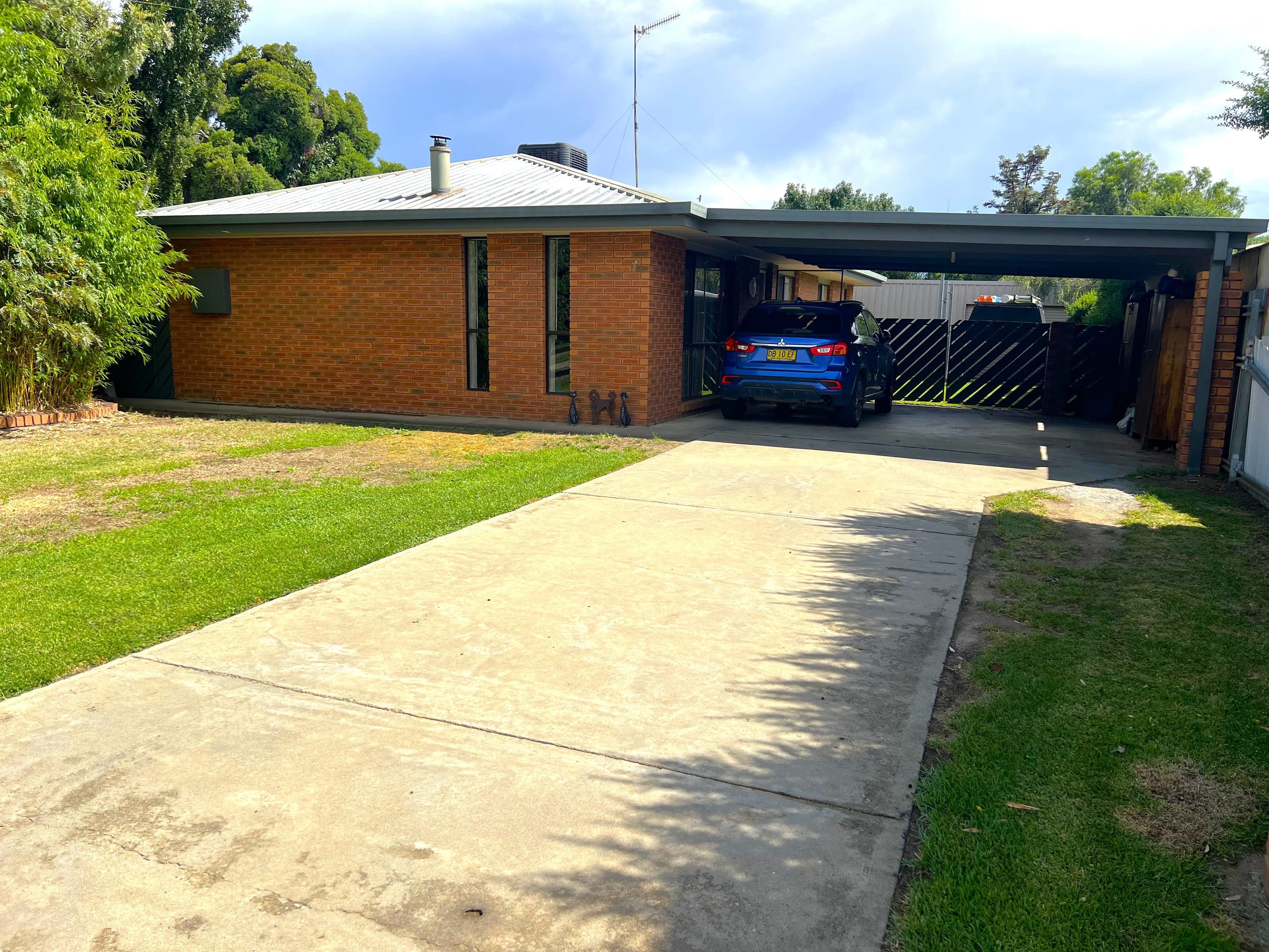 11 Taabinga Court, Deniliquin NSW 2710, Deniliquin - Image 1