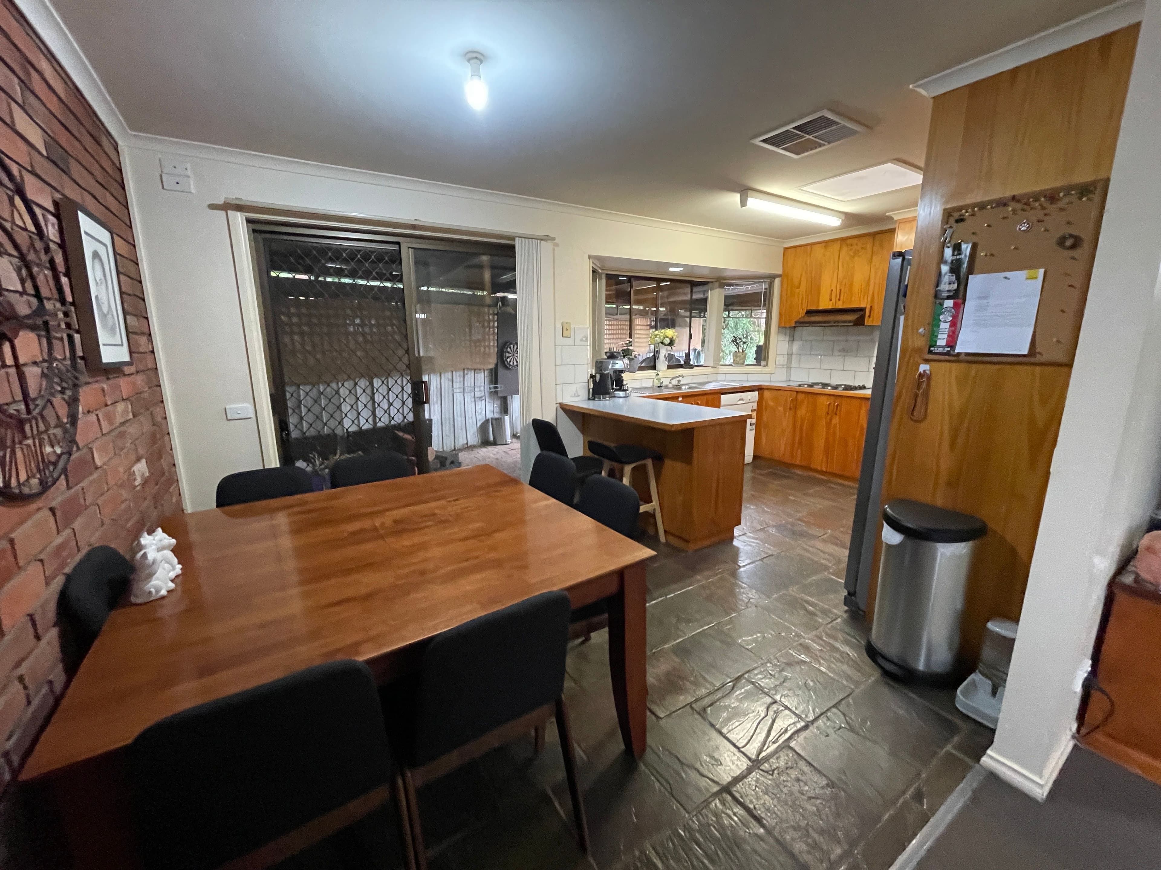 11 Taabinga Court, Deniliquin NSW 2710, Deniliquin - Thumbnail 3