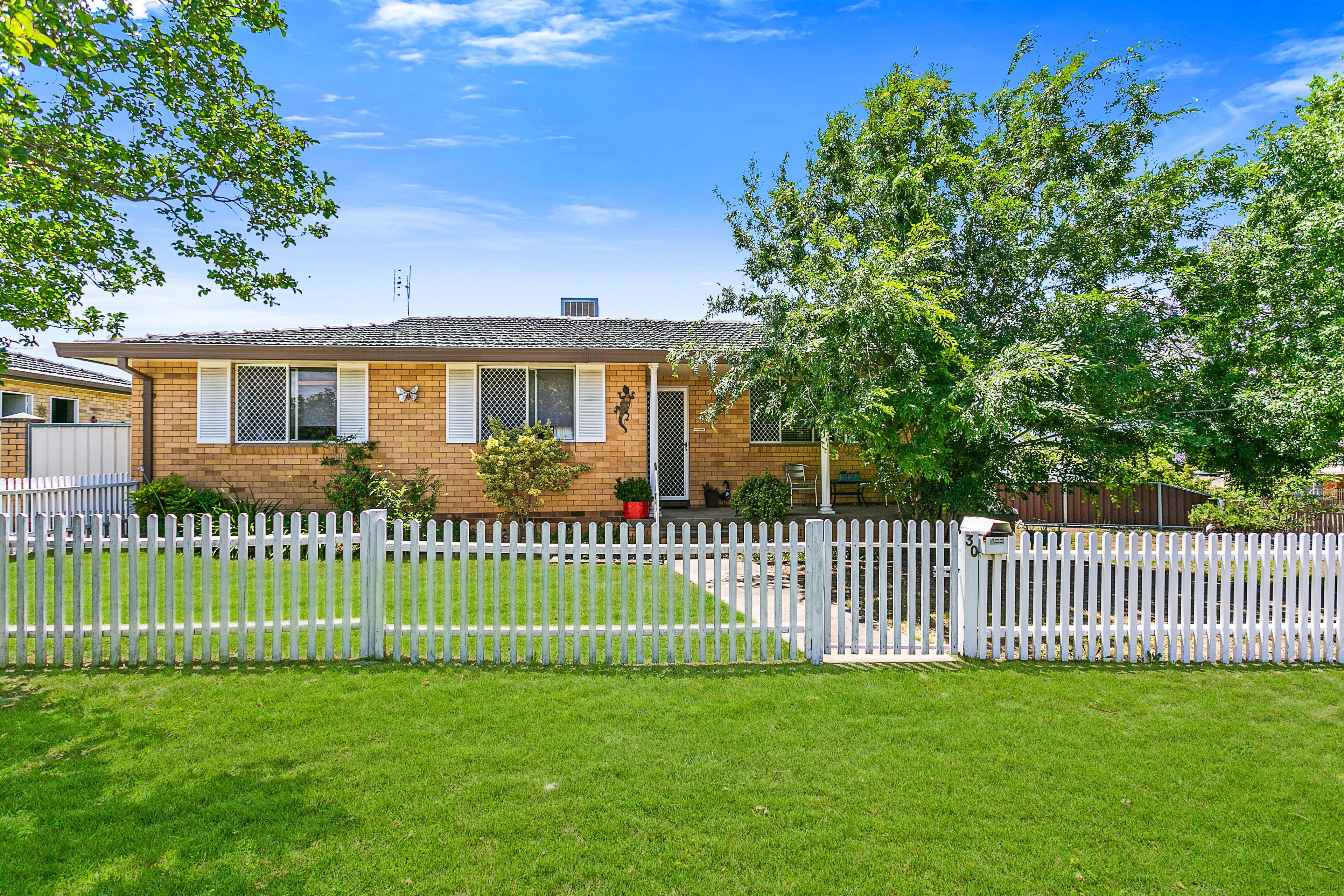 60 Edward Street, Tamworth NSW 2340, Tamworth - Image 1