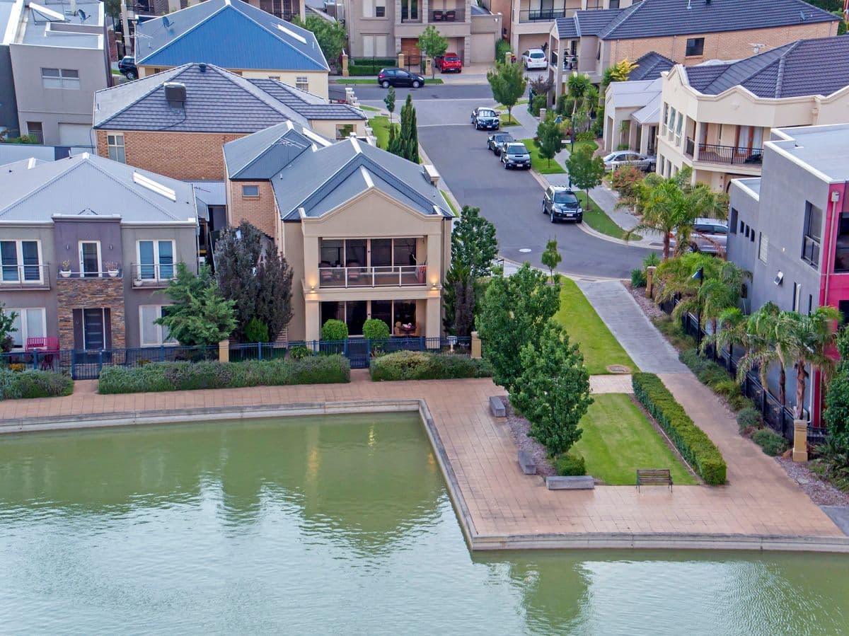 7 Santorini Walk, Mawson Lakes SA 5095, Mawson Lakes - Thumbnail 2