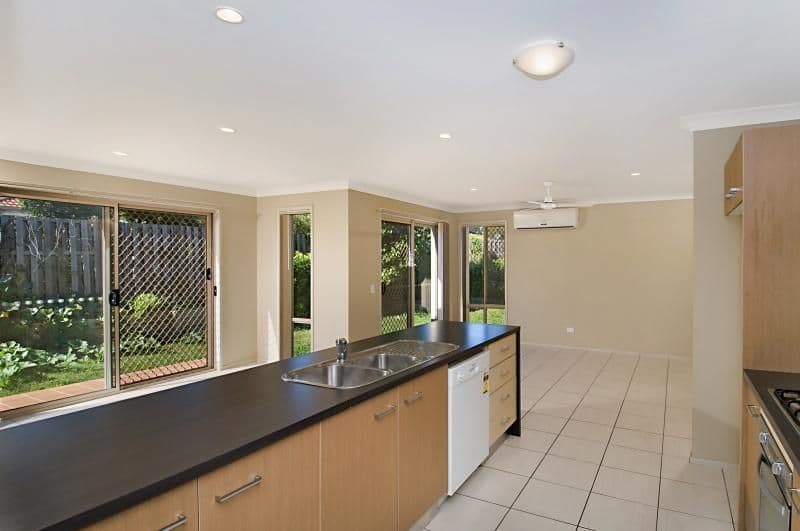 22 Cyperus Crescent, CARSELDINE QLD 4034, Carseldine - Thumbnail 2