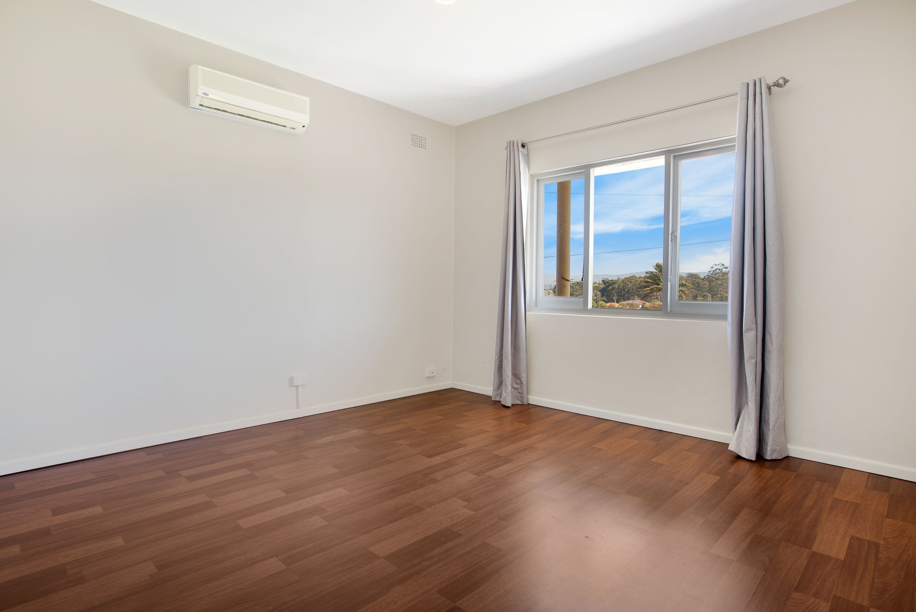25 Mirrabooka Road, Lake Heights - Thumbnail 2
