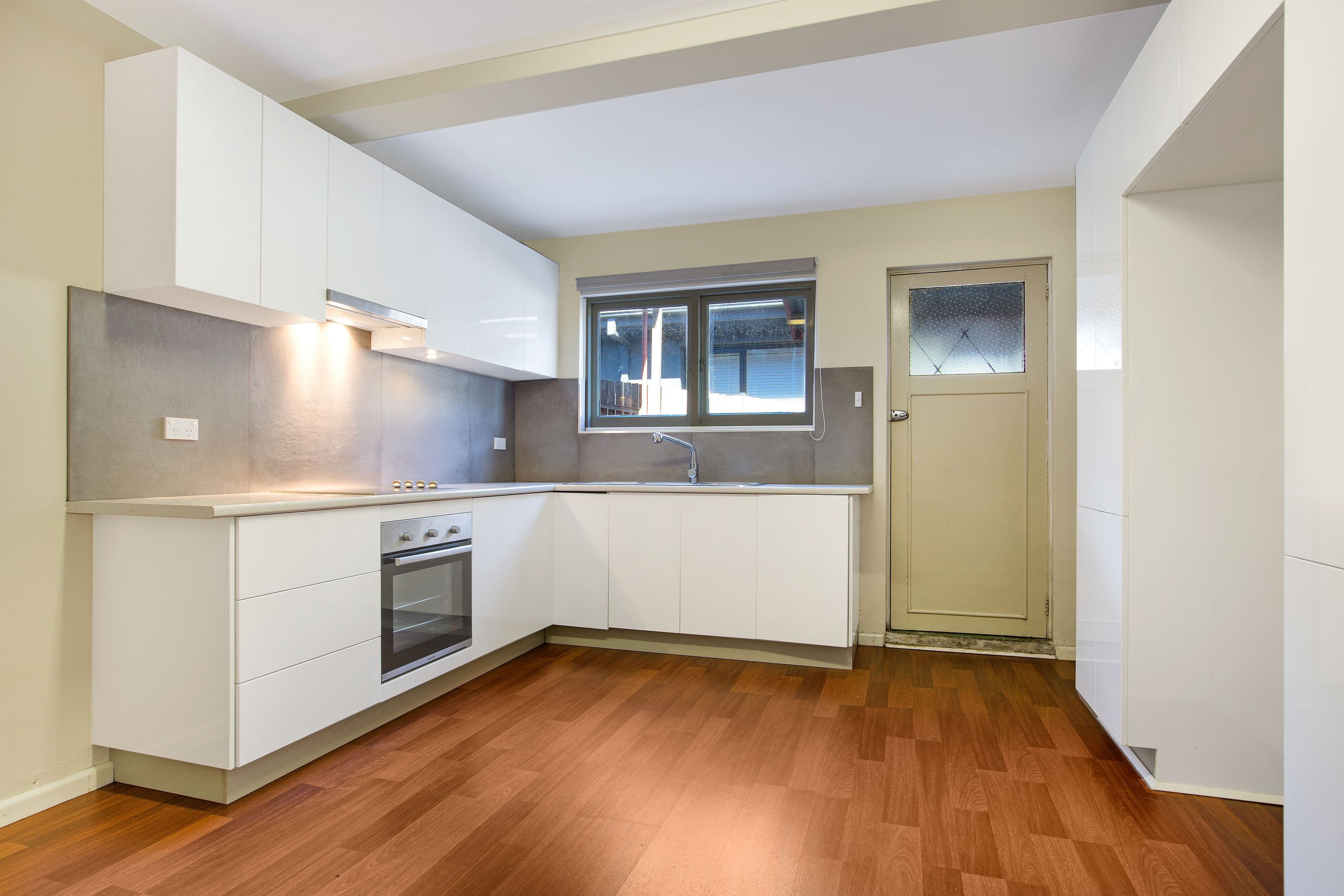 25 Mirrabooka Road, Lake Heights - Thumbnail 3