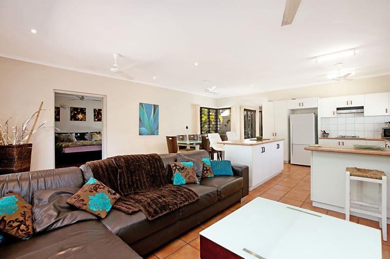 2 Radomi Crescent, COCONUT GROVE NT 0810, Coconut Grove - Thumbnail 2