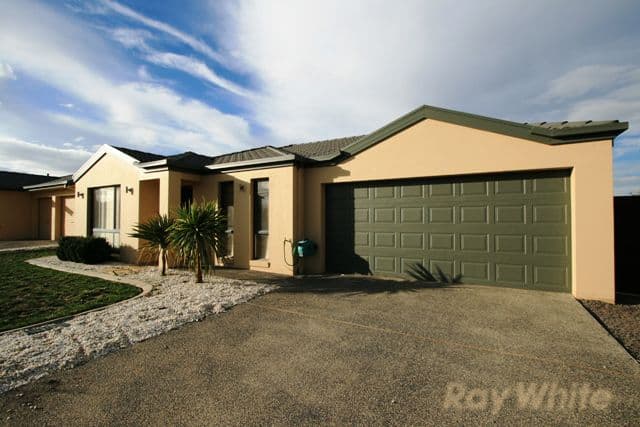 27 Heatherdale, AMAROO ACT 2914, Amaroo - Thumbnail 2