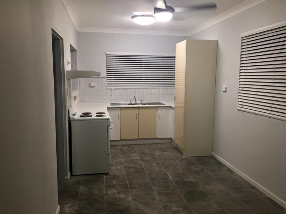 15 Yukana Street, Boyne Island QLD 4680, Boyne Island - Thumbnail 3