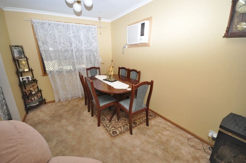 1 Seville Court, CRAIGMORE SA 5114, Craigmore - Thumbnail 5