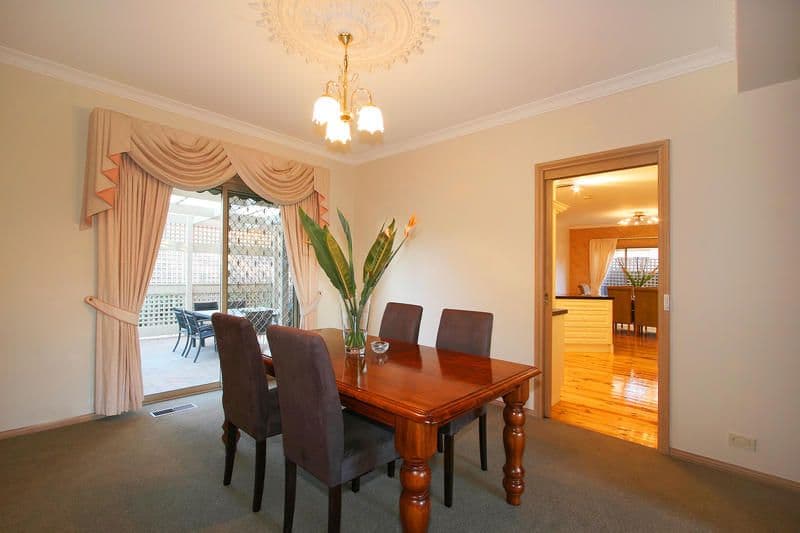 15 Lumeah Court, DINGLEY VILLAGE VIC 3172, Dingley Village - Thumbnail 2