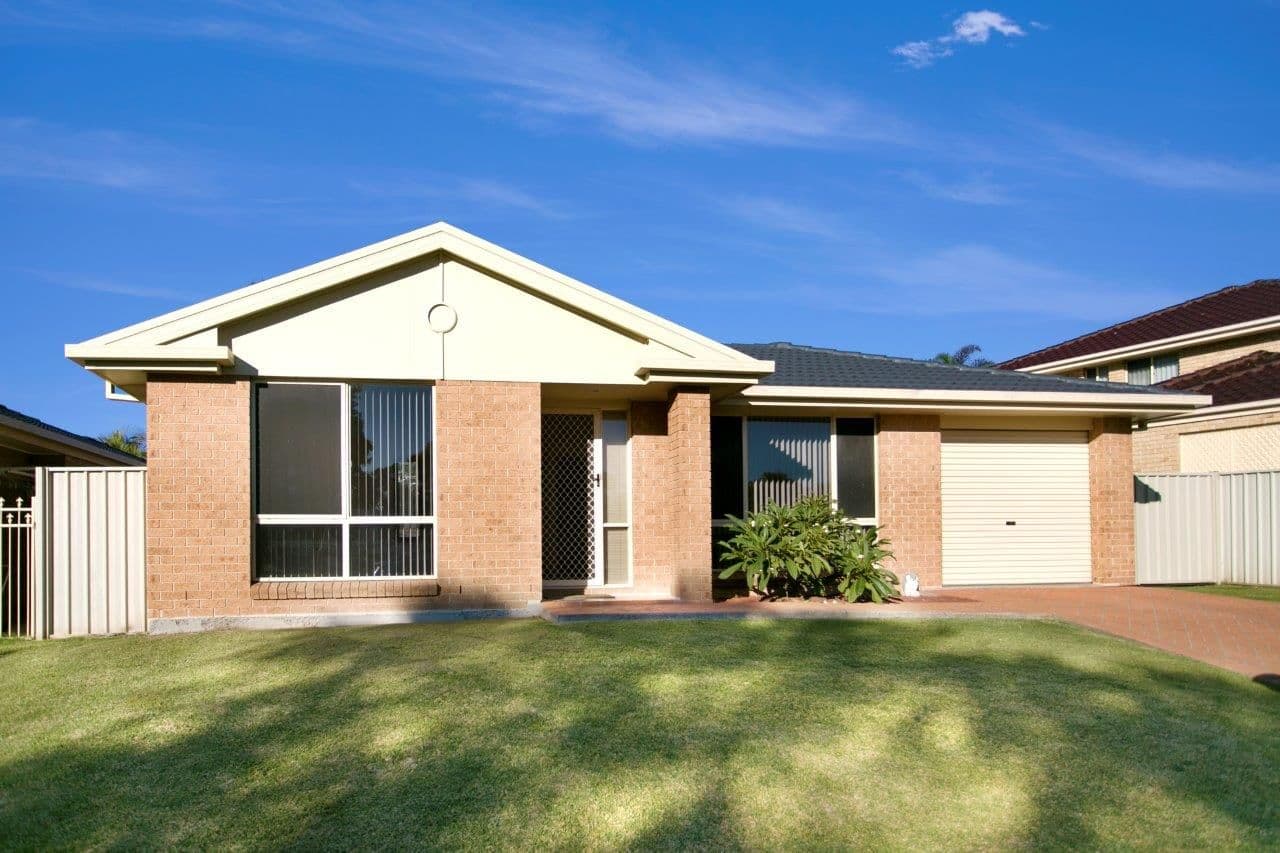 30 Brindabella Drive, Shell Cove - Image 1