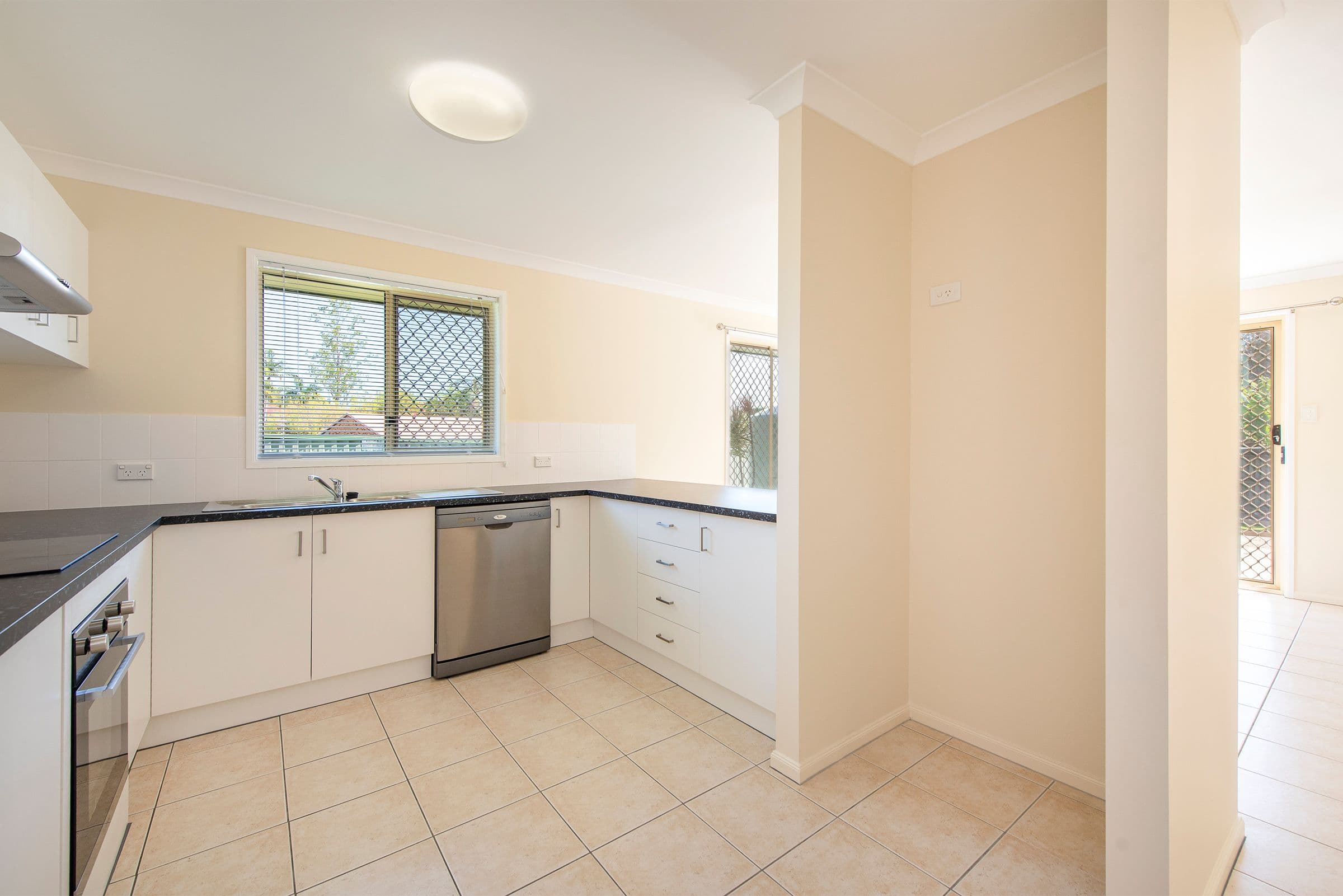 7 Gariswood Court, Edens Landing QLD 4207, Edens Landing - Thumbnail 7