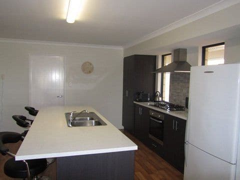 22 Topsail Street, DRUMMOND COVE WA 6532, Drummond Cove - Thumbnail 7