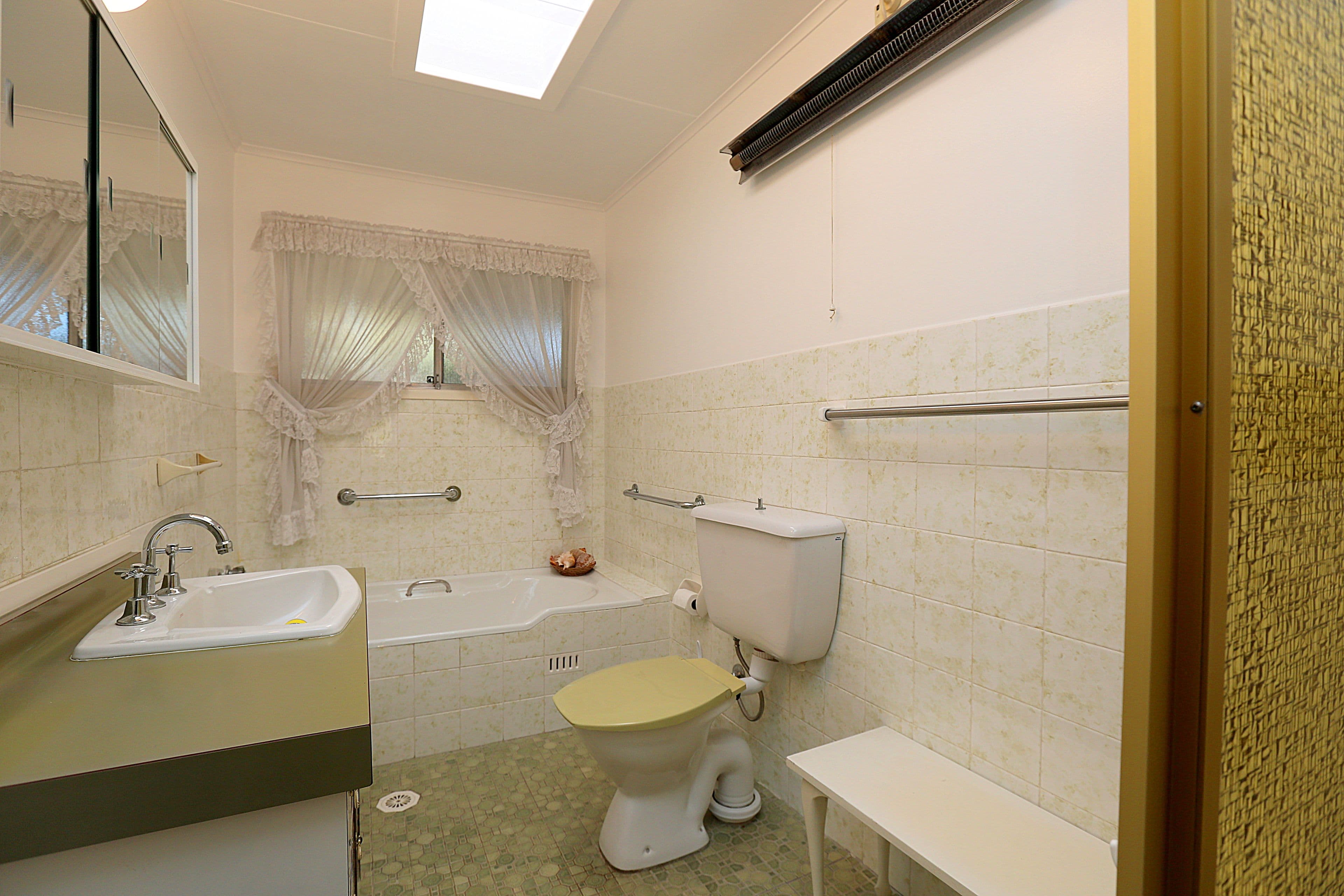 191 Rex Road, Georges Hall - Thumbnail 7
