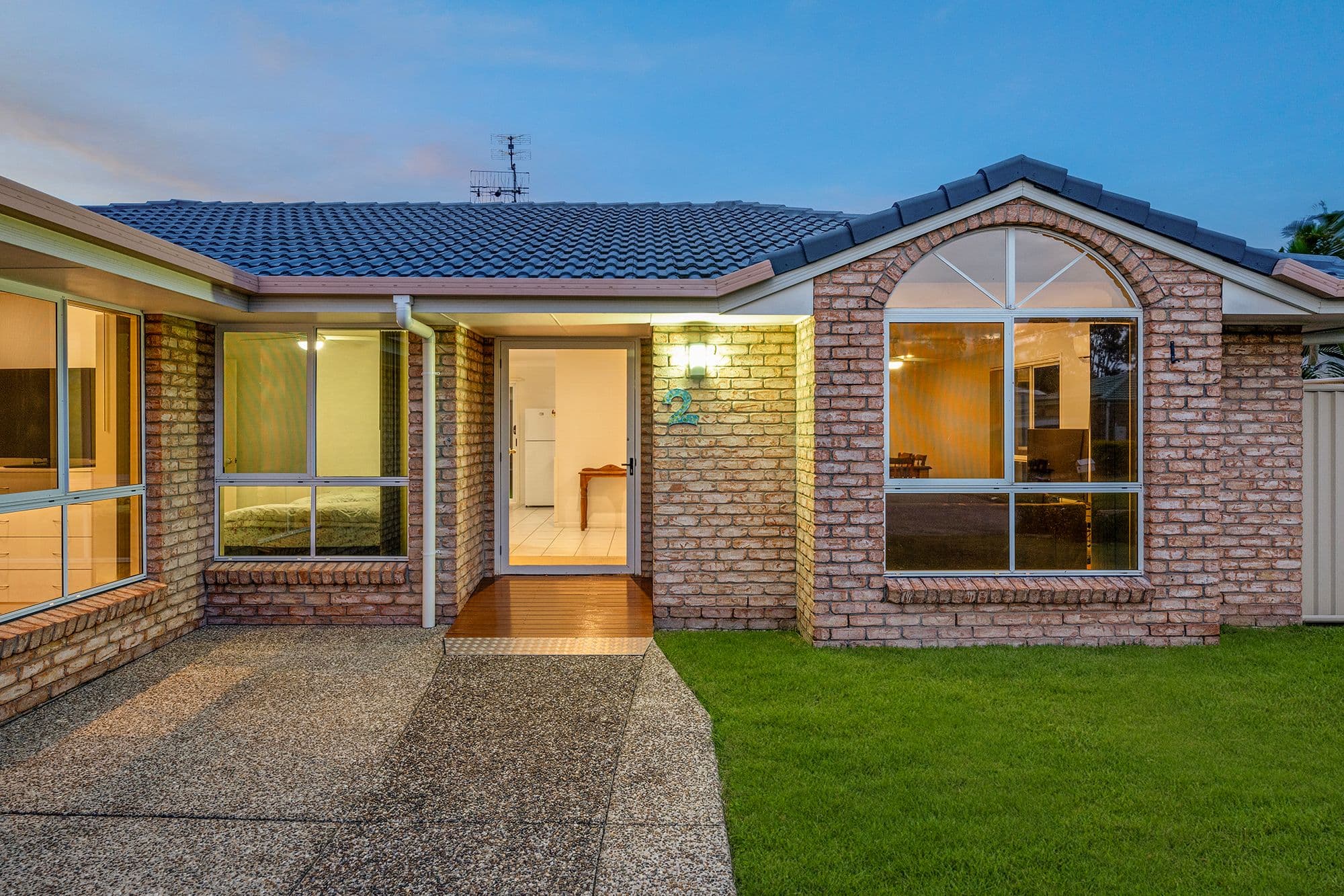 2 Kakadu Court, Banora Point NSW 2486, Banora Point - Image 1
