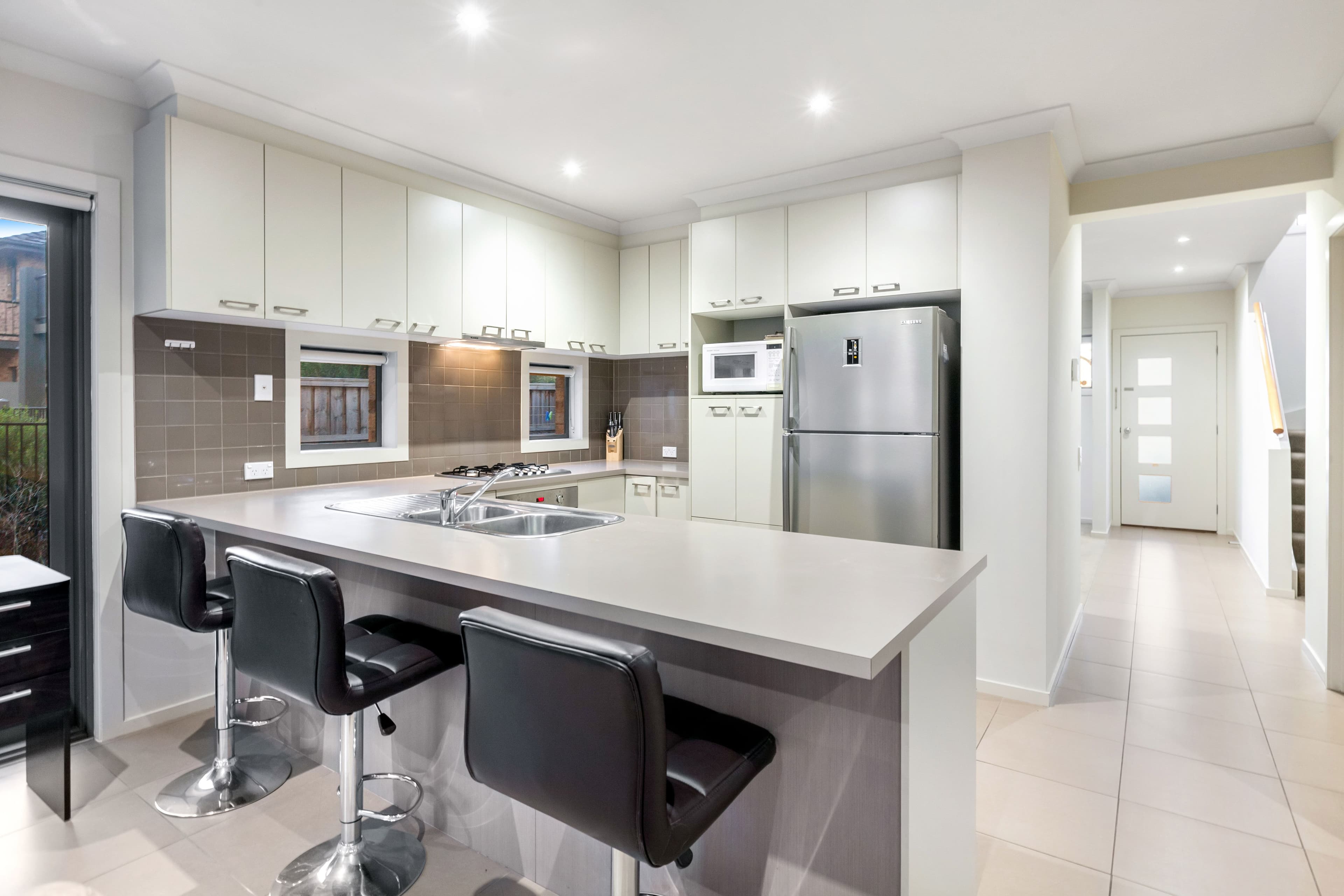 40 Lyndarum Drive, Epping VIC 3076, Epping - Thumbnail 3