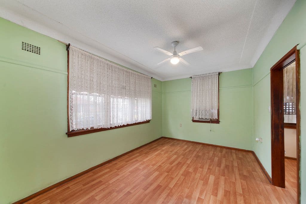 17 Woodlands Road, LIVERPOOL NSW 2170, Liverpool - Thumbnail 3