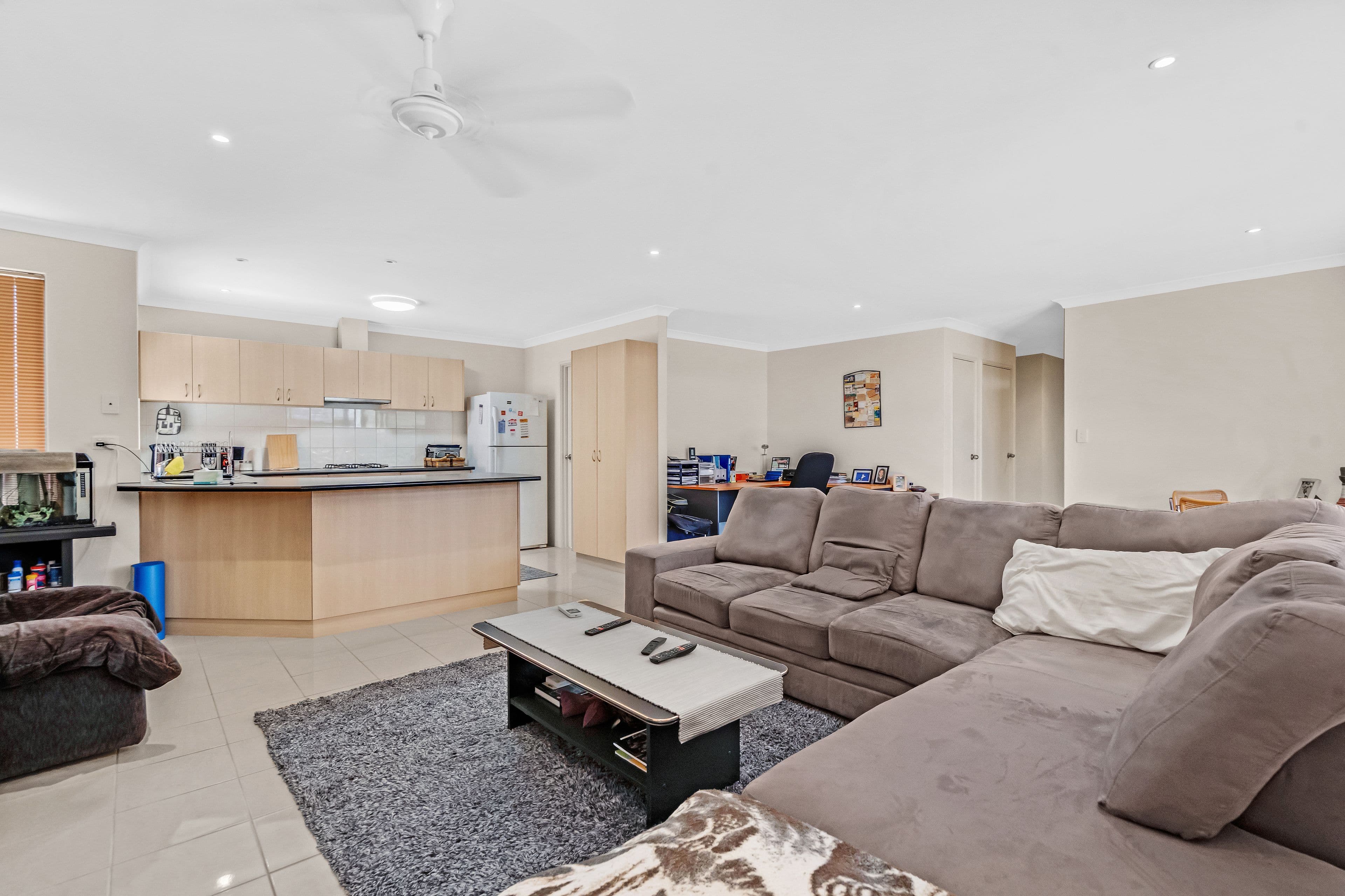 4 Lola Place, Mandurah WA 6210, Mandurah - Thumbnail 4