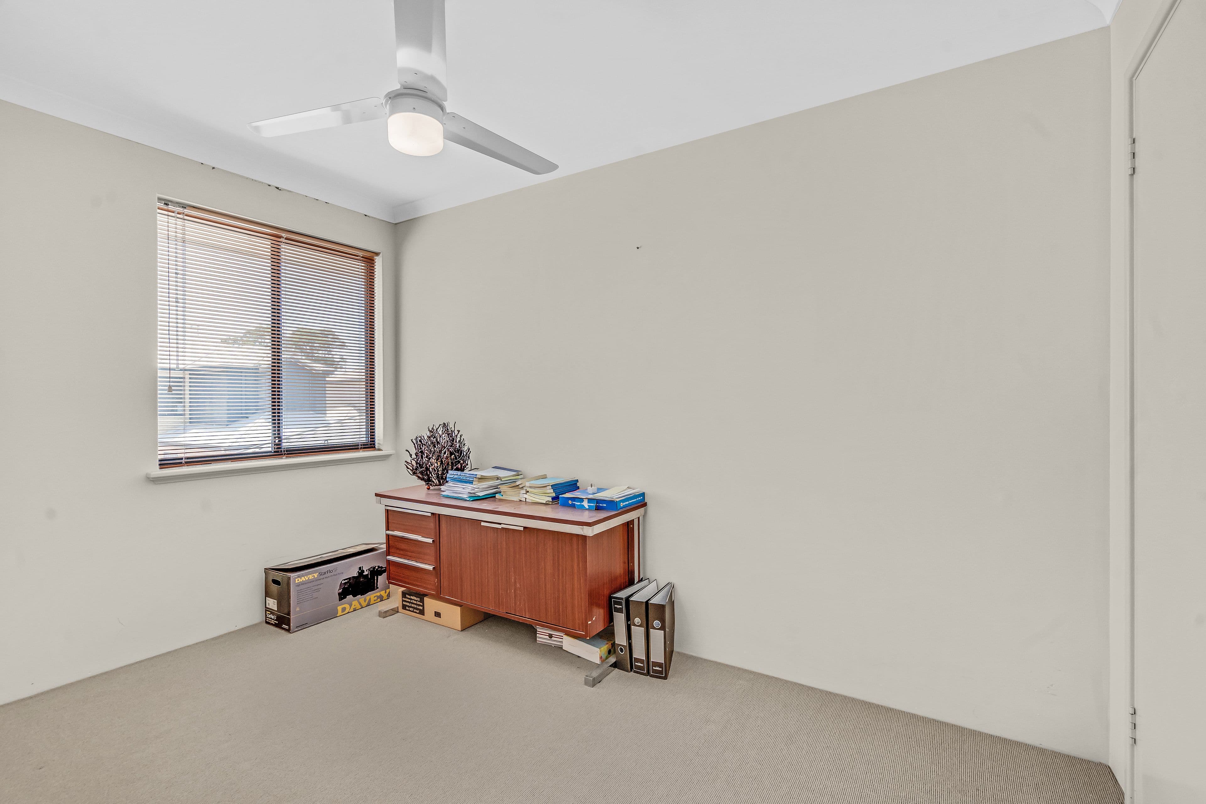 4 Lola Place, Mandurah WA 6210, Mandurah - Thumbnail 7