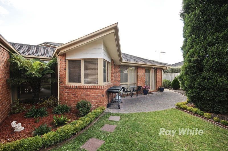 34 Mosman Close, WANTIRNA SOUTH VIC 3152, Wantirna South - Thumbnail 4