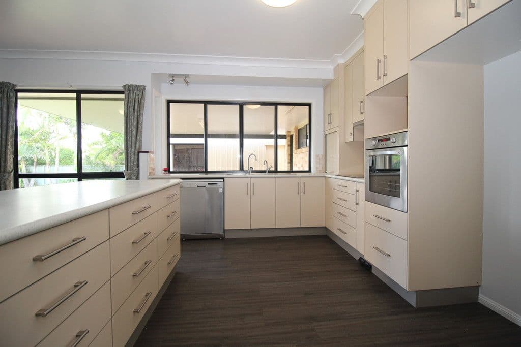 2 Pressler Road, Emerald QLD 4720, Emerald - Thumbnail 4