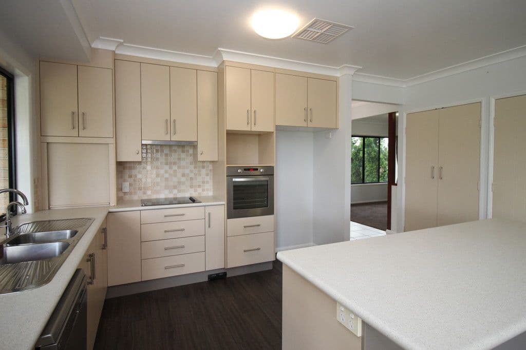 2 Pressler Road, Emerald QLD 4720, Emerald - Thumbnail 5