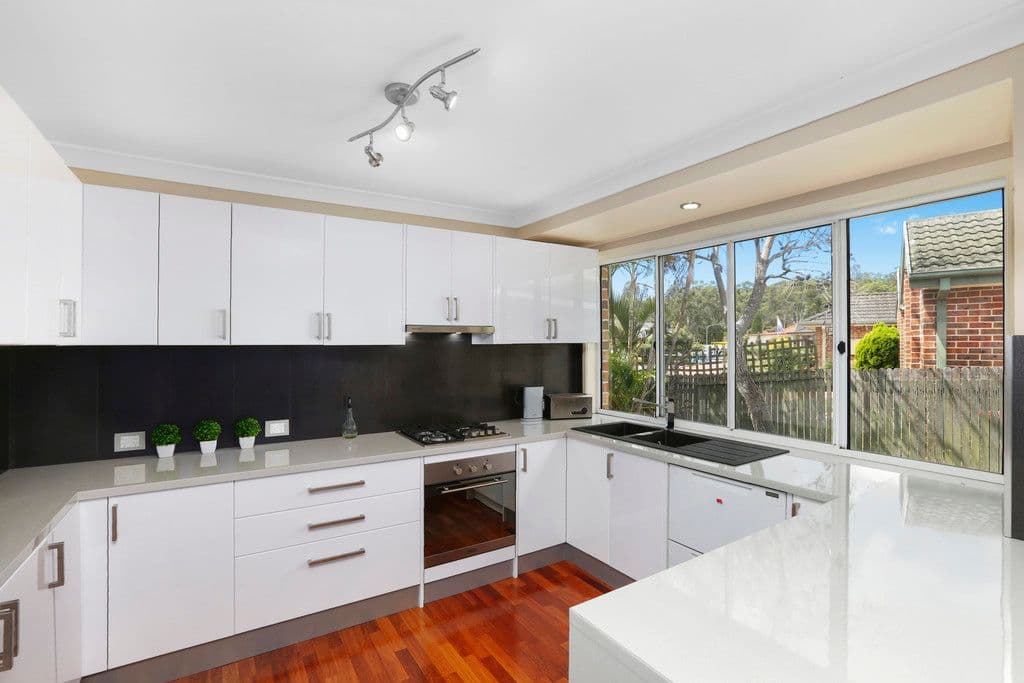 20 Lorraine Avenue, Berkeley Vale NSW 2261, Berkeley Vale - Thumbnail 2