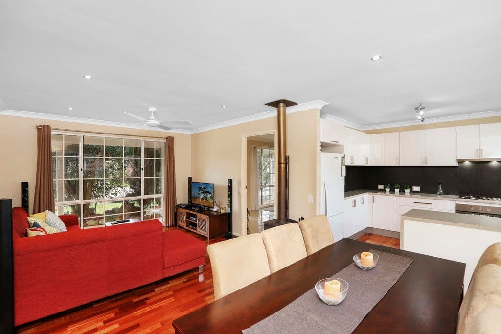 20 Lorraine Avenue, Berkeley Vale NSW 2261, Berkeley Vale - Thumbnail 5