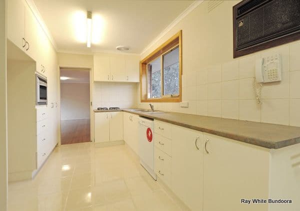 18 Gleeson Drive, BUNDOORA VIC 3083, Bundoora - Thumbnail 3