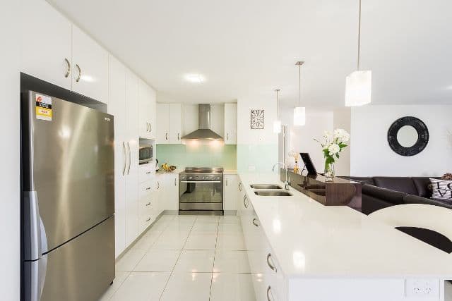 21 Tarlington Street, MIDDLE RIDGE QLD 4350, Middle Ridge - Thumbnail 3