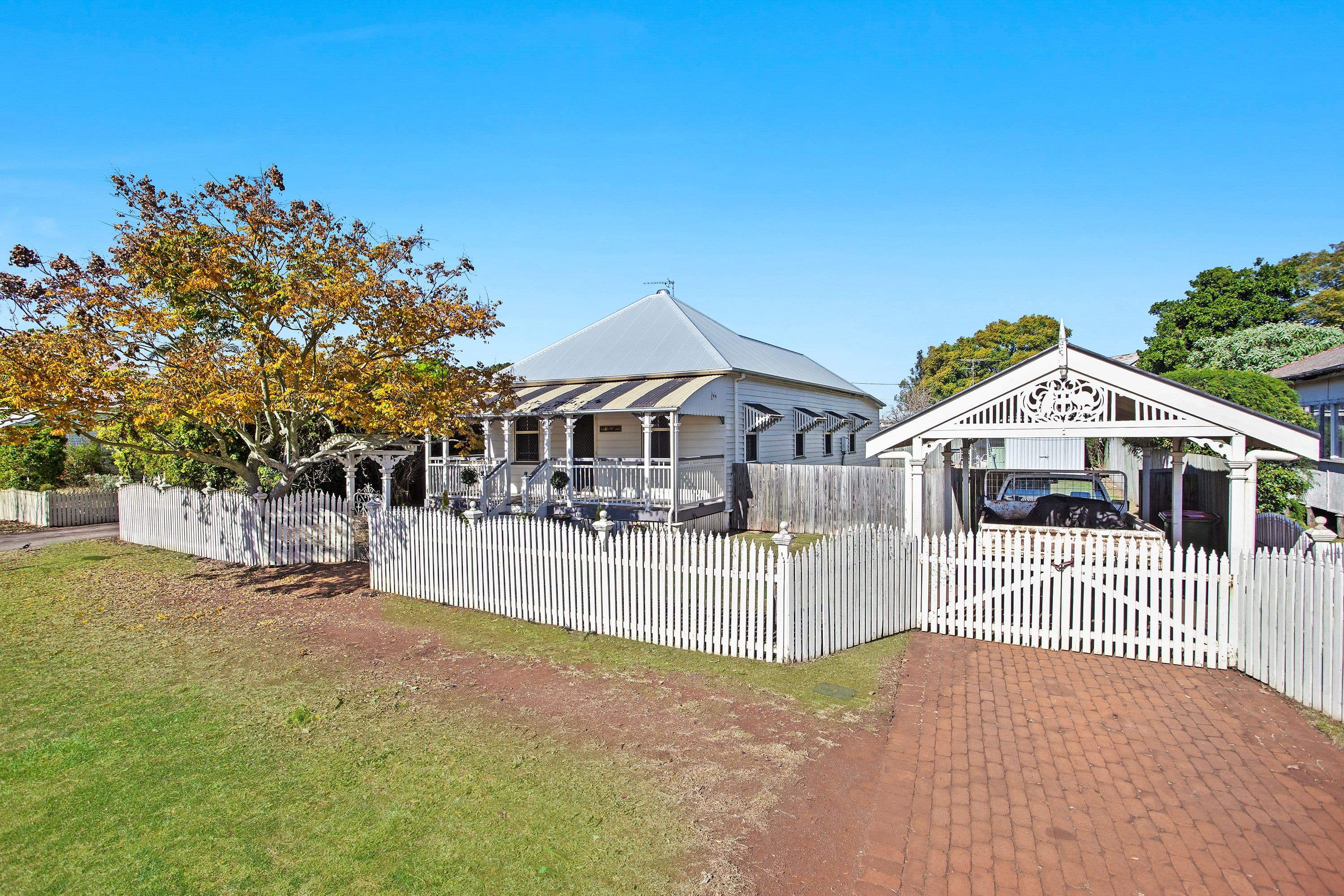 10 Albert Street, Newtown QLD 4350, Newtown - Thumbnail 2