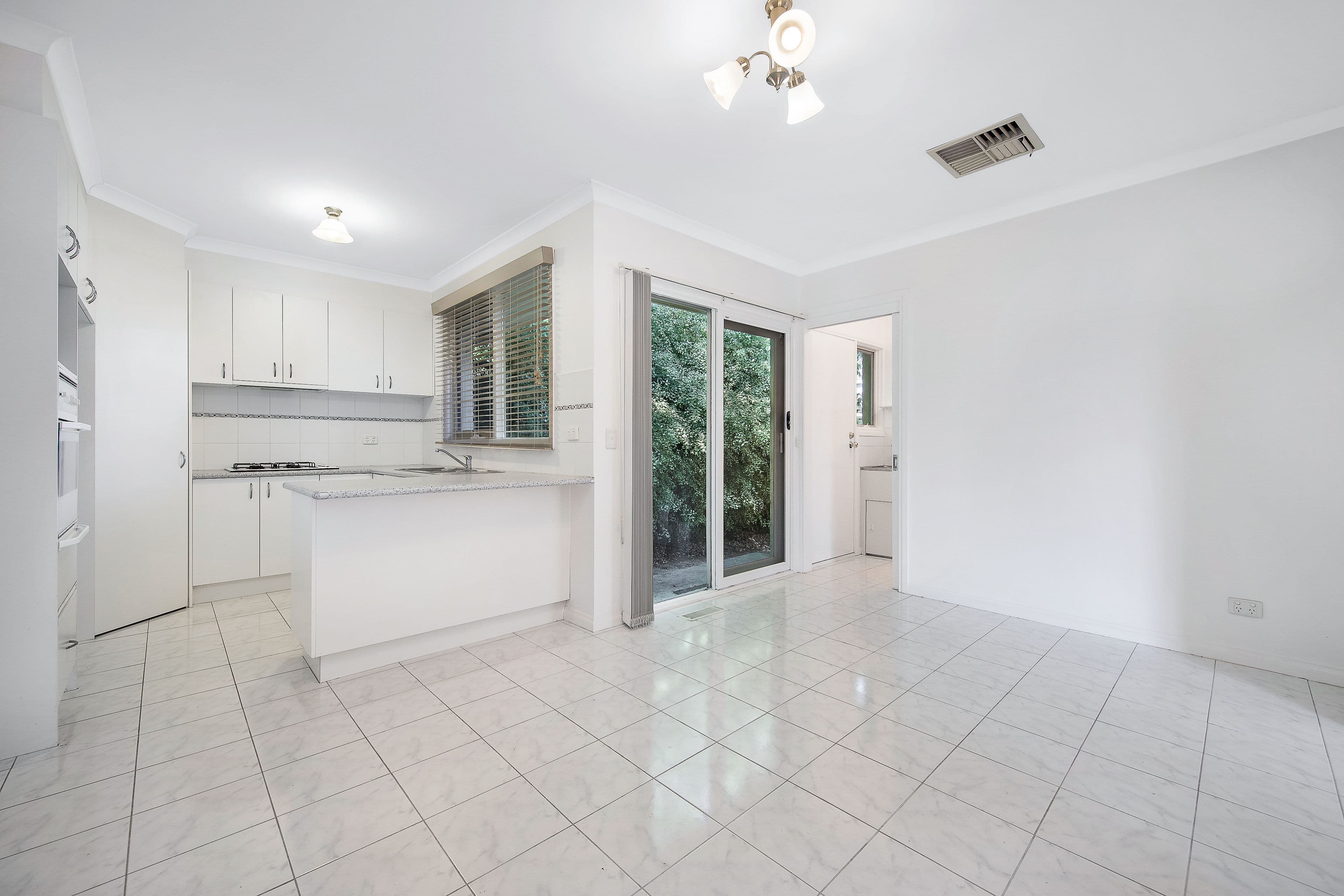 5 Clematis Street, Vermont VIC 3133, Vermont - Thumbnail 3