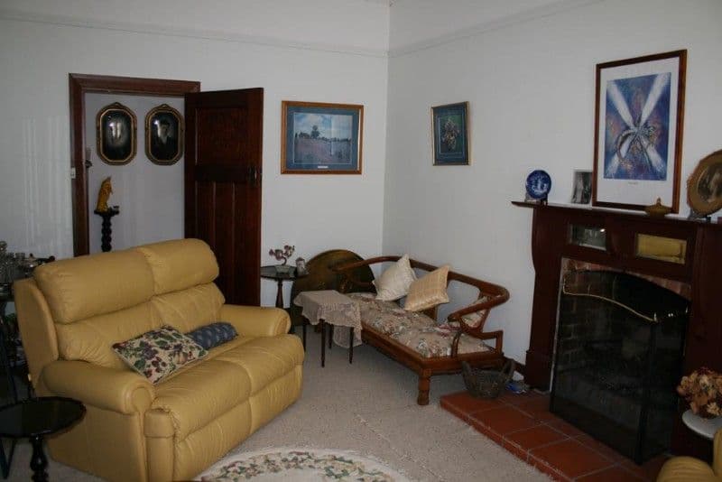 61 Rossi Street, YASS NSW 2582, Yass - Thumbnail 2