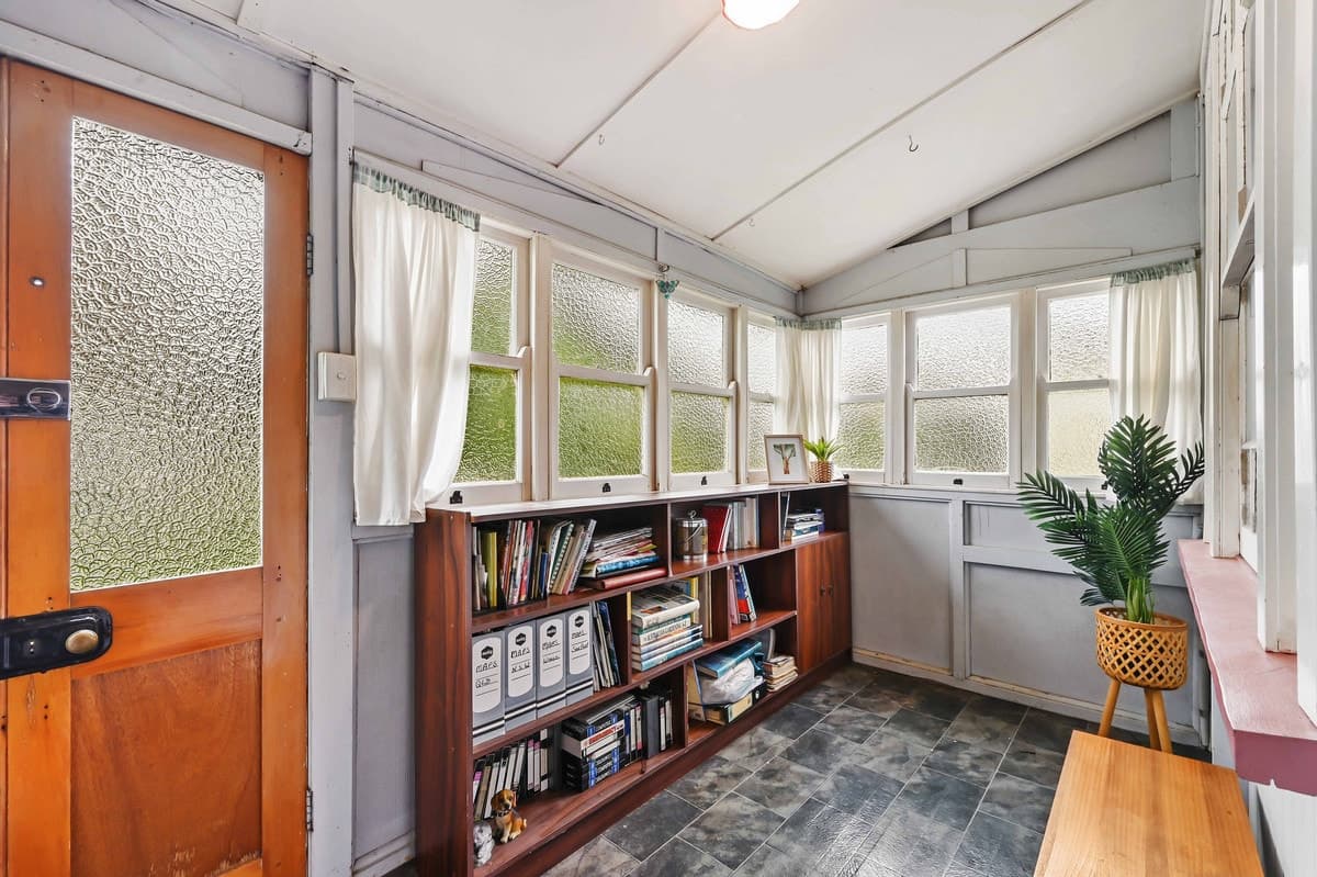 8 Waratah Street, Newtown QLD 4350, Newtown - Thumbnail 8