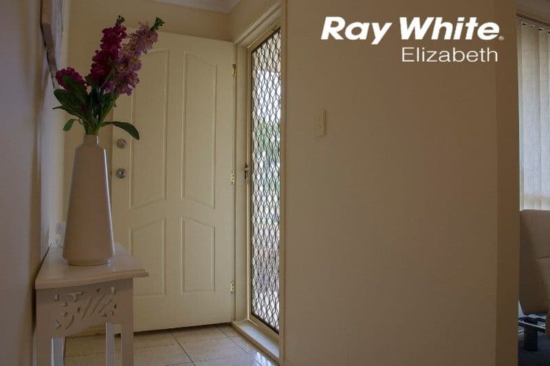 7 Jacaranda Drive, Craigmore SA 5114, Craigmore - Thumbnail 2