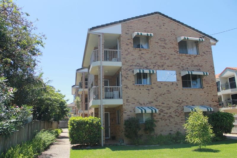 39 Brighton Street, Biggera Waters QLD 4216, Biggera Waters - Thumbnail 4