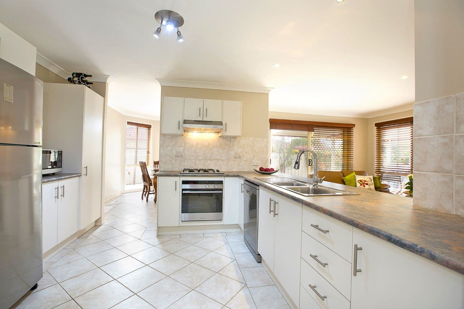 8 Thornbill Crescent, Glenmore Park - Thumbnail 3